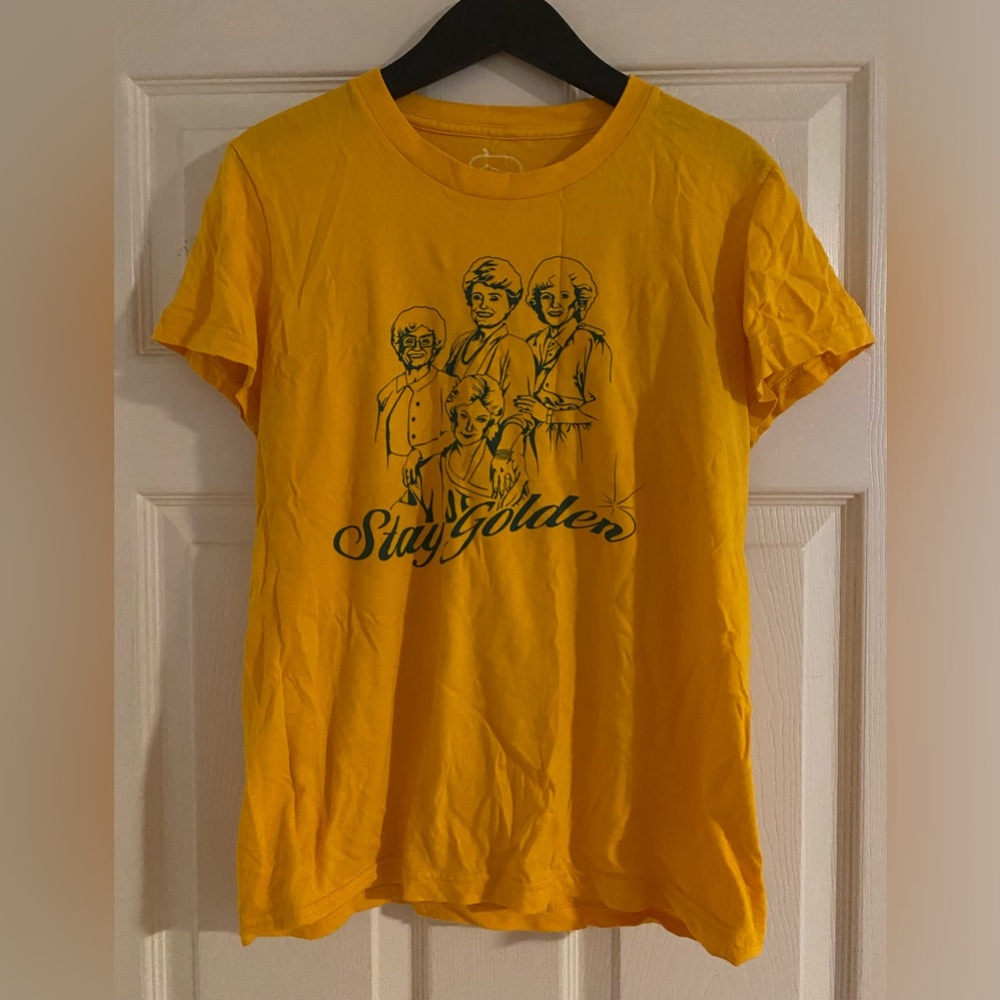 Yellow Golden Girls t-shirt.